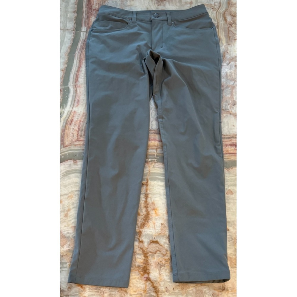 Lululemon Mens Chino Pants Sage Gray Performance Classic 5-Pockets Size 30
